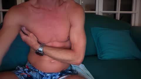 Snapshot of lisousx chatting on 02/23/26, 10:18 lisousx online show from 02/23/26, 10:18