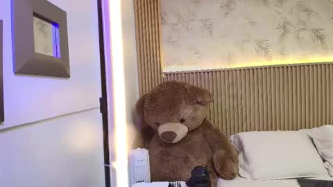 Snapshot of liss_reyes chatting on 03/04/26, 12:33 Liss online show from 03/04/26, 12:33