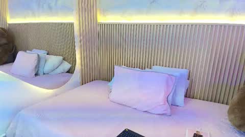 Snapshot of liss_reyes chatting on 03/07/26, 12:02 Liss online show from 03/07/26, 12:02