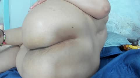 Lisa online show from 12/31/24, 09:10