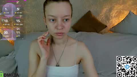 Snapshot of lissa_kitsune chatting on 12/16/25, 08:08 Lissa online show from 12/16/25, 08:08
