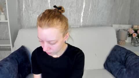 Snapshot of lissa_kitsune chatting on 03/15/26, 07:36 Lissa online show from 03/15/26, 07:36