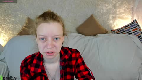 Snapshot of lissa_kitsune chatting on 04/06/26, 12:52 Lissa online show from 04/06/26, 12:52