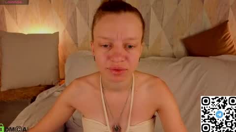 Snapshot of lissa_kitsune chatting on 06/10/26, 01:39 Lissa online show from 06/10/26, 01:39