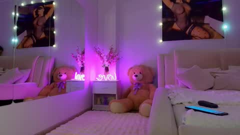 lissa_yassemin online show from 12/02/24, 10:34