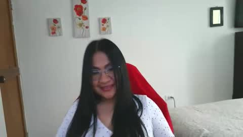 Snapshot of lissafeethot chatting on 04/17/26, 01:47 Lissafeethot online show from 04/17/26, 01:47