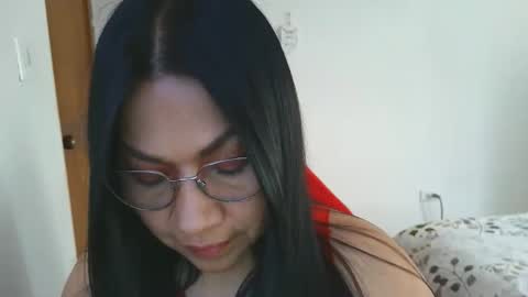 Snapshot of lissafeethot chatting on 05/03/26, 04:24 Lissafeethot online show from 05/03/26, 04:24