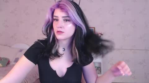 Alice Dont forget to thumbs up its very important  online show from 03/03/26, 08:42