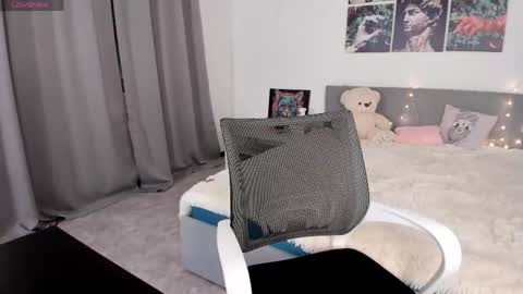Snapshot of lissameoww chatting on 04/11/26, 01:43 lissameoww online show from 04/11/26, 01:43