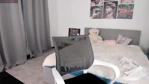 Snapshot of lissameoww chatting on 04/20/26, 01:30 lissameoww online show from 04/20/26, 01:30