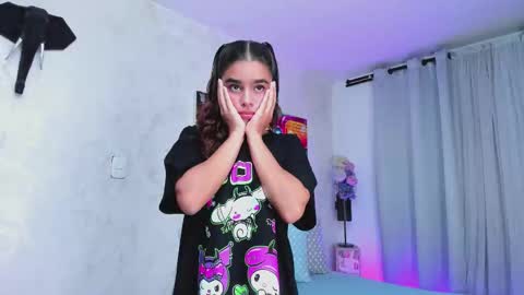 Snapshot of lissbrown chatting on 01/07/26, 12:51 Liss Brown online show from 01/07/26, 12:51