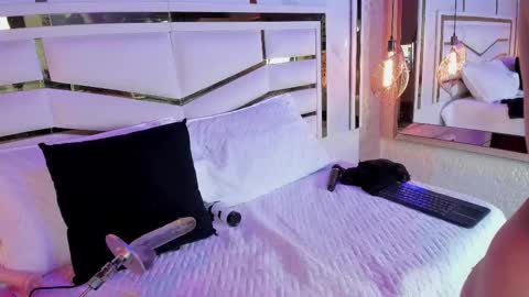 lisse_palmerr online show from 02/06/25, 10:43