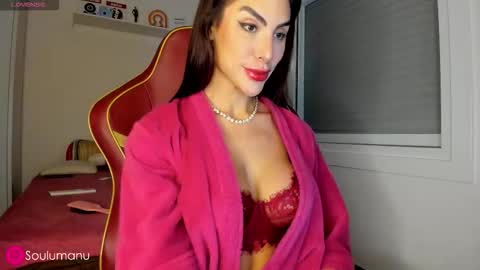 Snapshot of lissella chatting on 03/24/26, 10:26 Lis online show from 03/24/26, 10:26