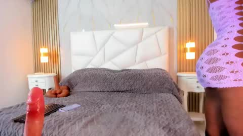 Lisseth Long  online show from 02/24/25, 07:11