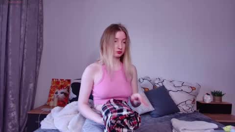 Lissa online show from 03/07/25, 10:02