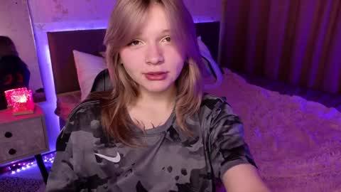 Lena online show from 12/02/24, 04:20