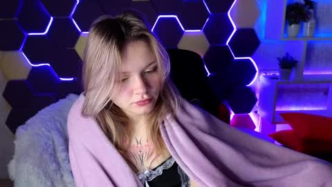 Lena online show from 12/19/24, 01:39