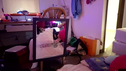 Snapshot of litleputa chatting on 10/02/25, 03:02 litleputa online show from 10/02/25, 03:02