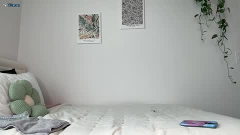 Snapshot of litlia chatting on 06/03/26, 05:18 LitLia online show from 06/03/26, 05:18