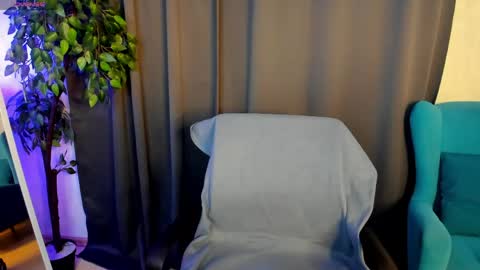 Isabel online show from 06/07/26, 08:07