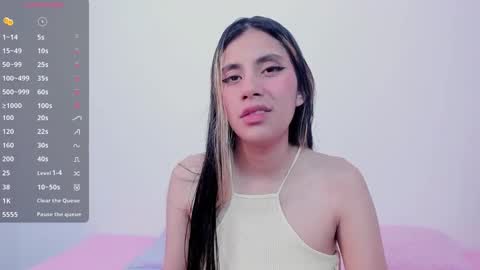 Snapshot of little_angelhot chatting on 12/25/24, 07:03 angelica online show from 12/25/24, 07:03