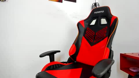 Aliciaparaisss online show from 11/13/25, 04:22