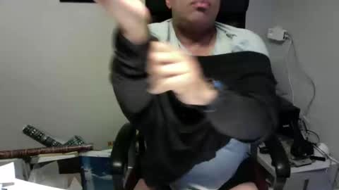 Snapshot of little_buddha chatting on 01/06/25, 08:39 Pure Black Power online show from 01/06/25, 08:39