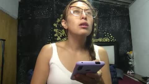 Snapshot of little_devil_diablita90 chatting on 03/30/26, 10:11 Diablita online show from 03/30/26, 10:11