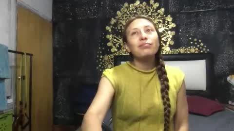 Snapshot of little_devil_diablita90 chatting on 05/22/26, 02:19 Diablita online show from 05/22/26, 02:19