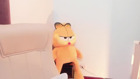 Help me reach 100 likes online show from 01/26/25, 07:09