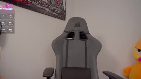 Help me reach 100 likes online show from 09/15/25, 07:14