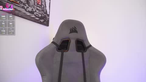 Help me reach 100 likes online show from 11/14/25, 07:12