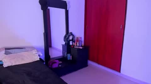 kayla  Instagram kayla 71082 online show from 12/07/24, 02:42