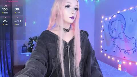 Snapshot of little_misaki chatting on 03/04/26, 10:16 Maria online show from 03/04/26, 10:16