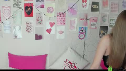 Kriss online show from 11/13/25, 08:35