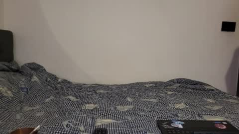 Snapshot of little_sakuraxxx chatting on 10/26/25, 02:28 GiuliaFrancesco online show from 10/26/25, 02:28