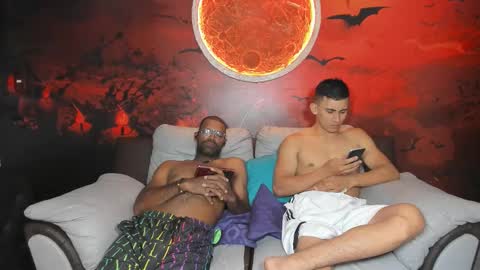 Snapshot of little_show_sexy chatting on 03/21/26, 05:45 little_show_sexy online show from 03/21/26, 05:45