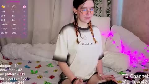 little Teya online show from 09/15/25, 09:31
