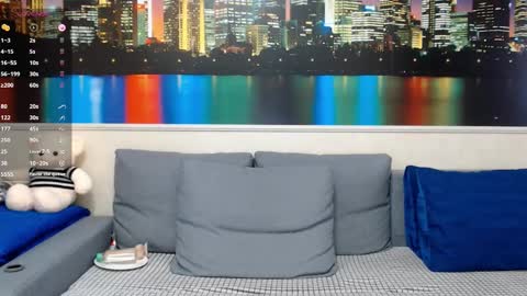 Snapshot of little_v1rgin_angel chatting on 12/20/24, 09:21 Kwan online show from 12/20/24, 09:21