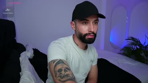 Snapshot of little_vannesaa chatting on 12/29/24, 02:38 little_vannesaa online show from 12/29/24, 02:38