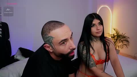 Snapshot of little_vannesaa chatting on 02/15/25, 03:52 little_vannesaa online show from 02/15/25, 03:52