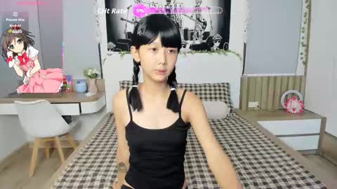 Snapshot of little_yena chatting on 10/16/25, 01:34 Yena and Gabby online show from 10/16/25, 01:34