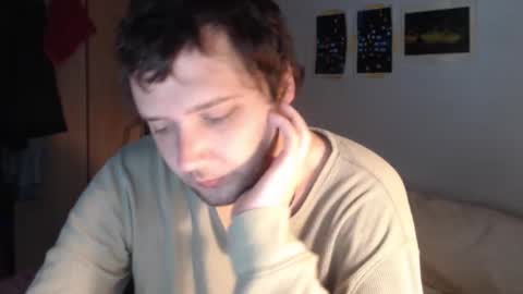 Snapshot of littlealien7 chatting on 10/25/25, 08:03 littlealien7 online show from 10/25/25, 08:03