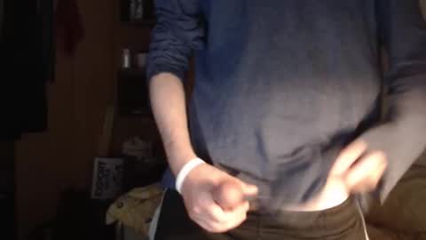 Snapshot of littlealien7 chatting on 11/26/25, 02:12 littlealien7 online show from 11/26/25, 02:12