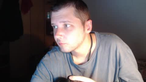 Snapshot of littlealien7 chatting on 04/16/26, 08:37 littlealien7 online show from 04/16/26, 08:37
