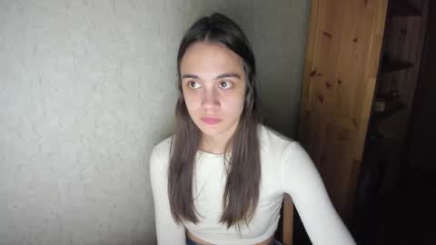 littleashleyy online show from 11/20/25, 01:33