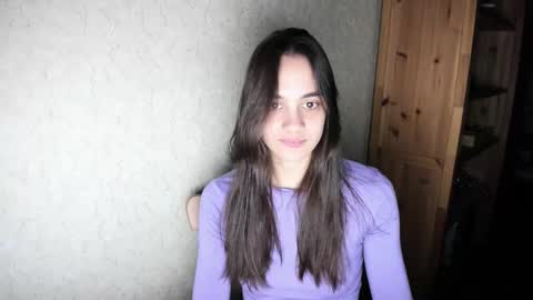 littleashleyy online show from 12/17/25, 06:03