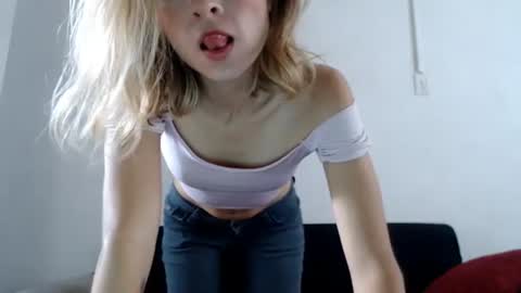 sofia online show from 05/22/26, 02:01