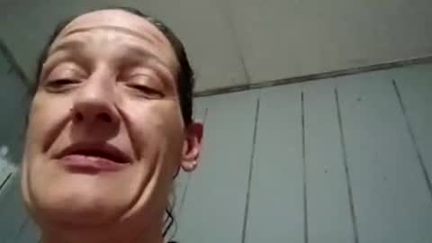 Snapshot of littlebigsquirt7945 chatting on 05/09/26, 01:00 Sady Jayne online show from 05/09/26, 01:00
