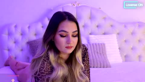 Snapshot of littleblondbunny chatting on 03/04/26, 04:40 littleblondbunny online show from 03/04/26, 04:40